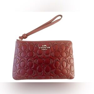 Coach Corner Zip Wristlet – Glitter Signature Leather in Burgundy Wine - F80214